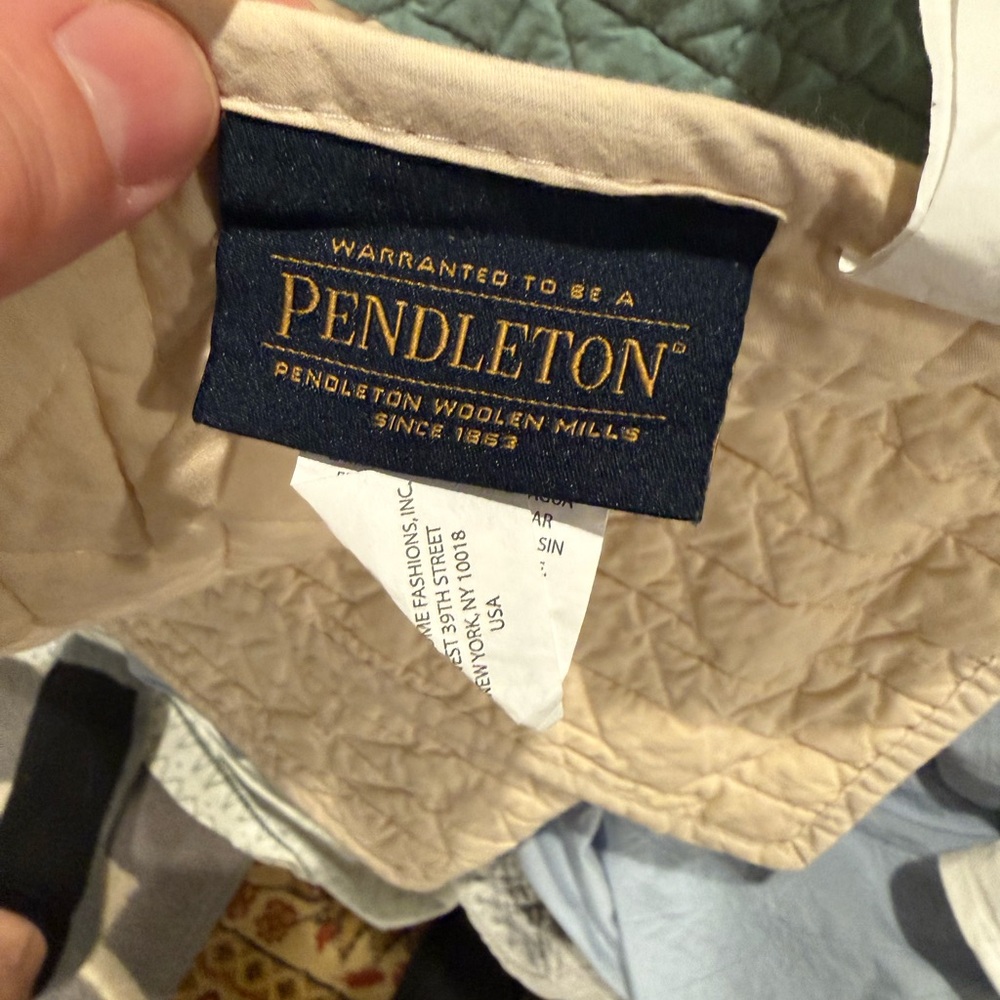 Pendleton Multicolor Geometric Quilt - Picture 2 of 2